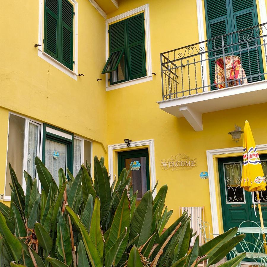 La Casa Del Sole Hotell Sanremo Exteriör bild