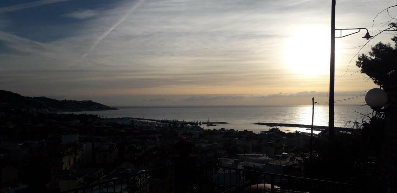 La Casa Del Sole Hotell Sanremo Exteriör bild