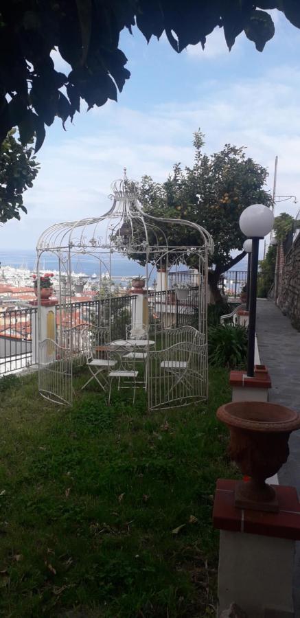 La Casa Del Sole Hotell Sanremo Exteriör bild