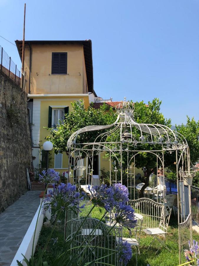 La Casa Del Sole Hotell Sanremo Exteriör bild